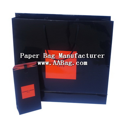 Custom Paper Bags with Logo 
